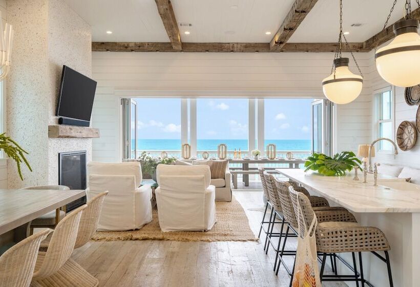 Marlin By Avantstay Beachfront Mansion W/ 10 Bdrs & Multiple Living Spaces & Kitchens!
