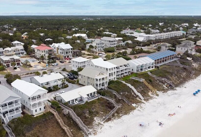 Marlin By Avantstay Beachfront Mansion W/ 10 Bdrs & Multiple Living Spaces & Kitchens!