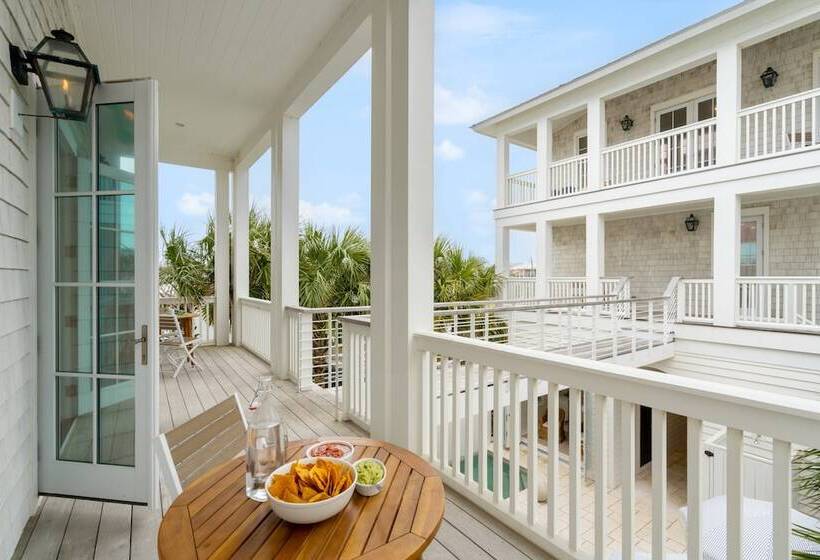 Marlin By Avantstay Beachfront Mansion W/ 10 Bdrs & Multiple Living Spaces & Kitchens!