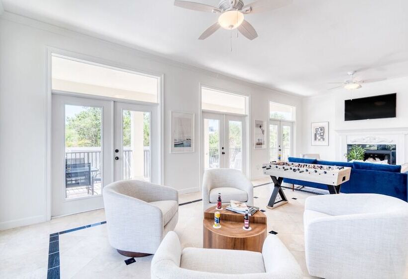 Miramar Manor By Avantstay Walk To The Beach!