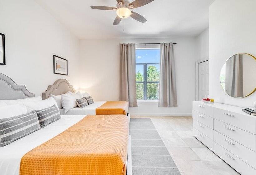 Miramar Manor By Avantstay Walk To The Beach!