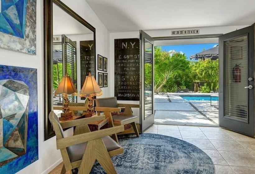 Palo Verde By Avantstay Lush Garden Home With Mountain View Pool & Bbq! Permit#4791