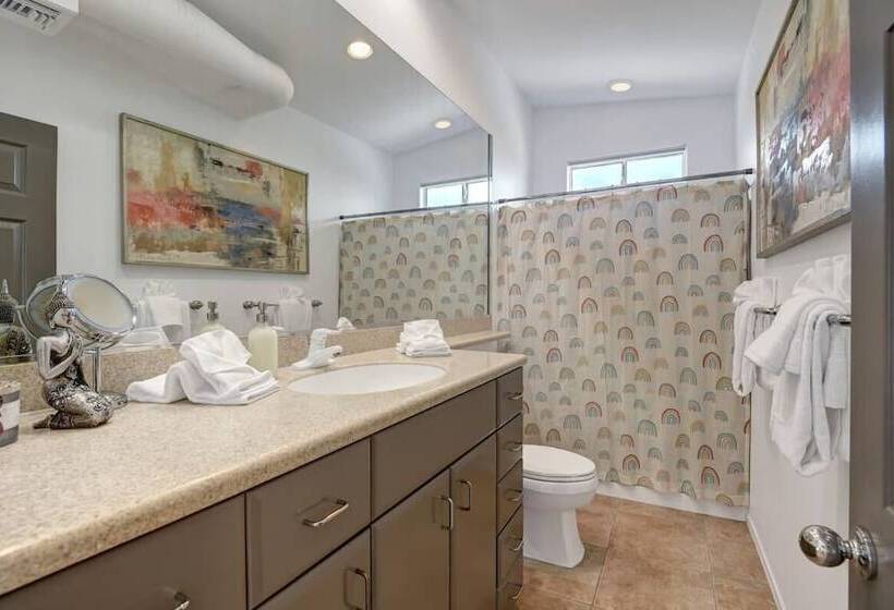 Palo Verde By Avantstay Lush Garden Home With Mountain View Pool & Bbq! Permit#4791