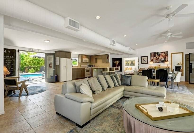 Palo Verde By Avantstay Lush Garden Home With Mountain View Pool & Bbq! Permit#4791