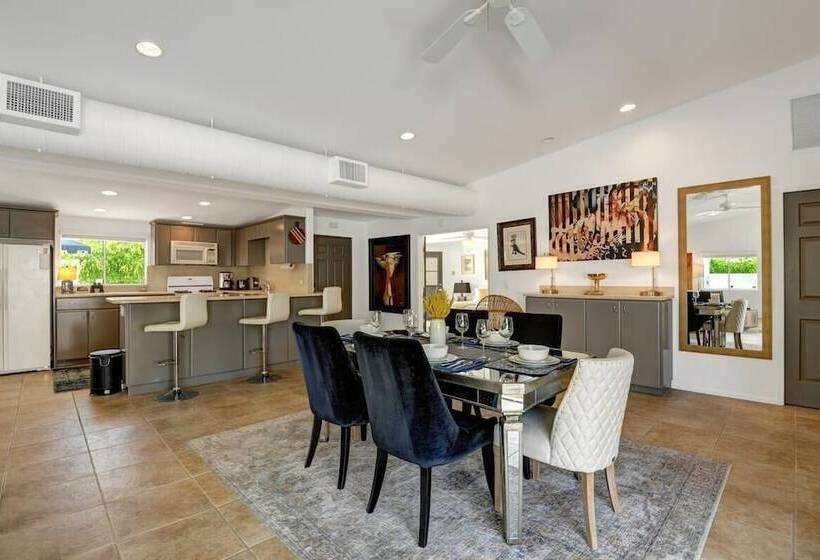 Palo Verde By Avantstay Lush Garden Home With Mountain View Pool & Bbq! Permit#4791