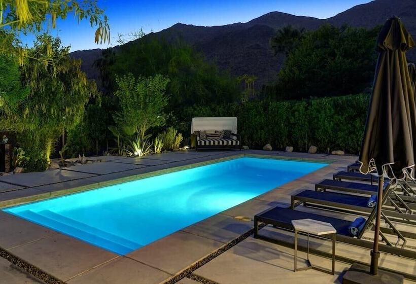 Palo Verde By Avantstay Lush Garden Home With Mountain View Pool & Bbq! Permit#4791