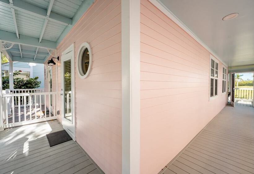 Paradise Point By Avantstay Golf Course Living