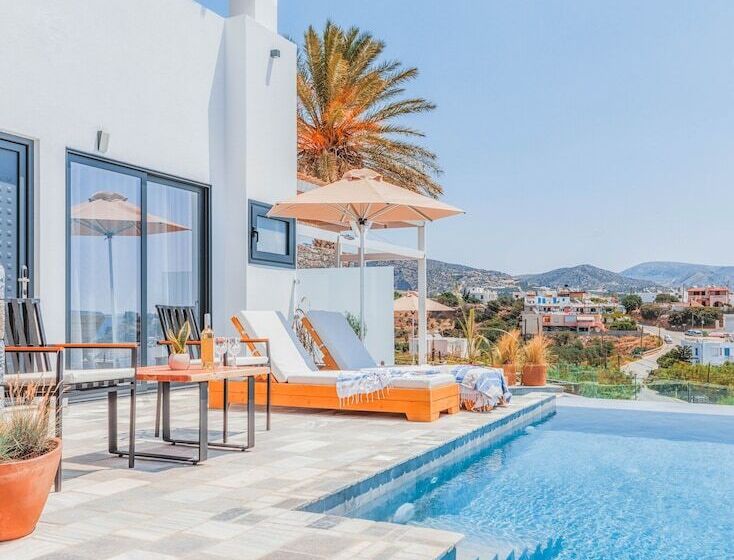 Plakakia Luxury Apartments