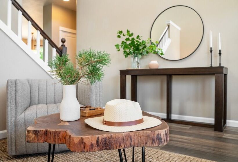 Ponderosa Pines By Avantstay Gorgeous Deck, 10 Mins From Central Bend Family Friendly