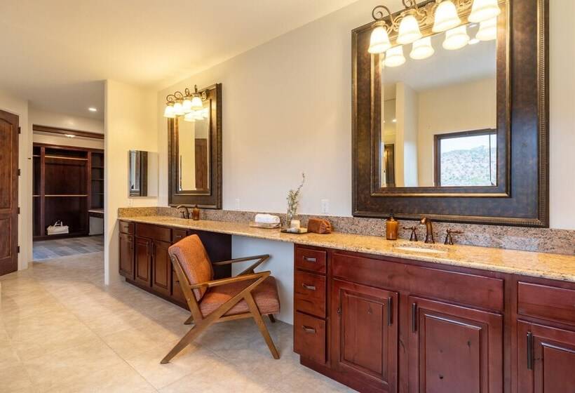 Pyramid By Avantstay Luxe Sedona Mansion W/ Views, 7mins To Downtown