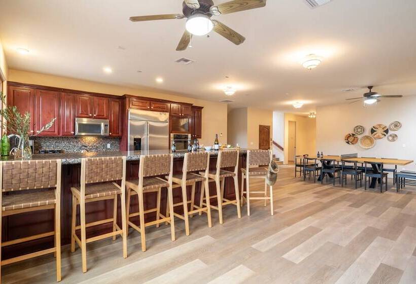 Pyramid By Avantstay Luxe Sedona Mansion W/ Views, 7mins To Downtown