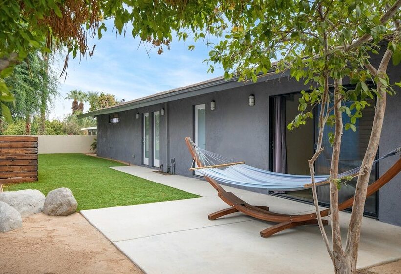 Quinta Green By Avantstay Modern Home W/ Pool, Spa & Golf Course!