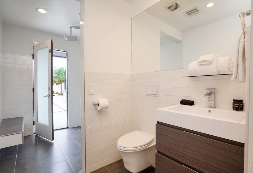 Quinta Green By Avantstay Modern Home W/ Pool, Spa & Golf Course!