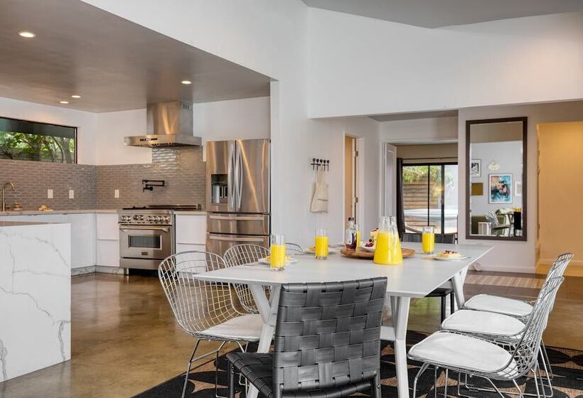 Quinta Green By Avantstay Modern Home W/ Pool, Spa & Golf Course!