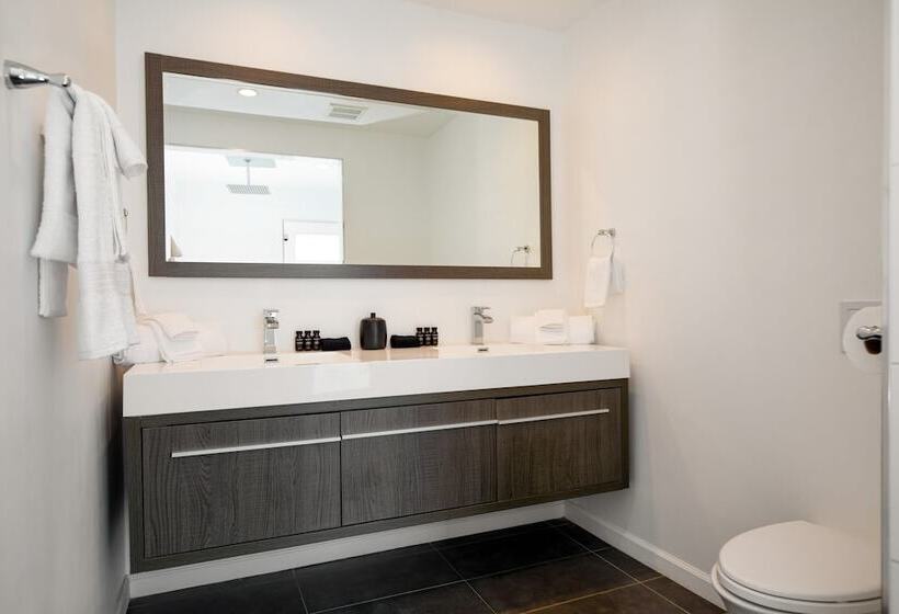 Quinta Green By Avantstay Modern Home W/ Pool, Spa & Golf Course!