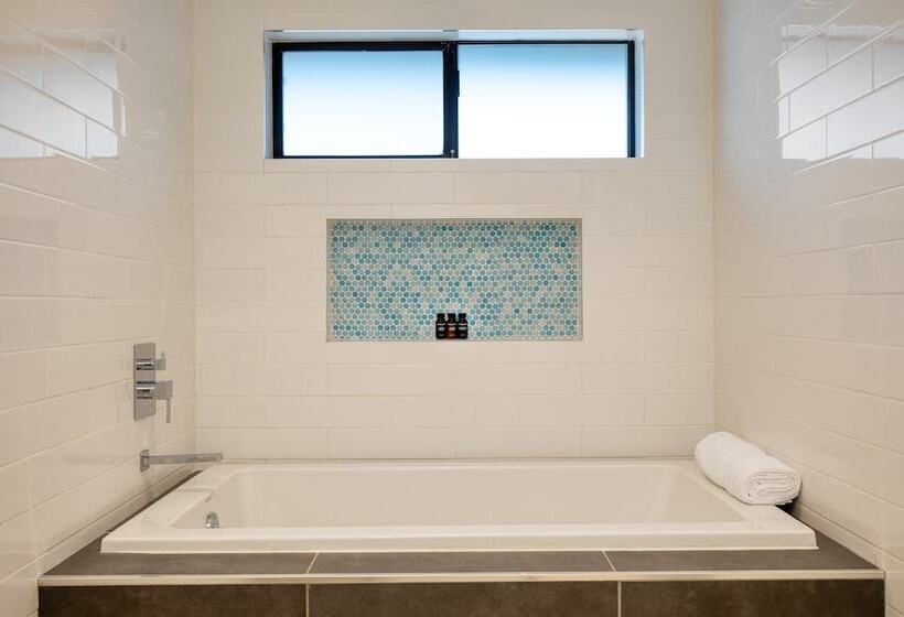 Quinta Green By Avantstay Modern Home W/ Pool, Spa & Golf Course!