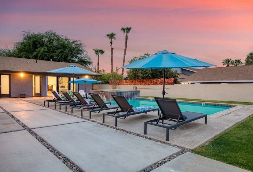 Quinta Green By Avantstay Modern Home W/ Pool, Spa & Golf Course!