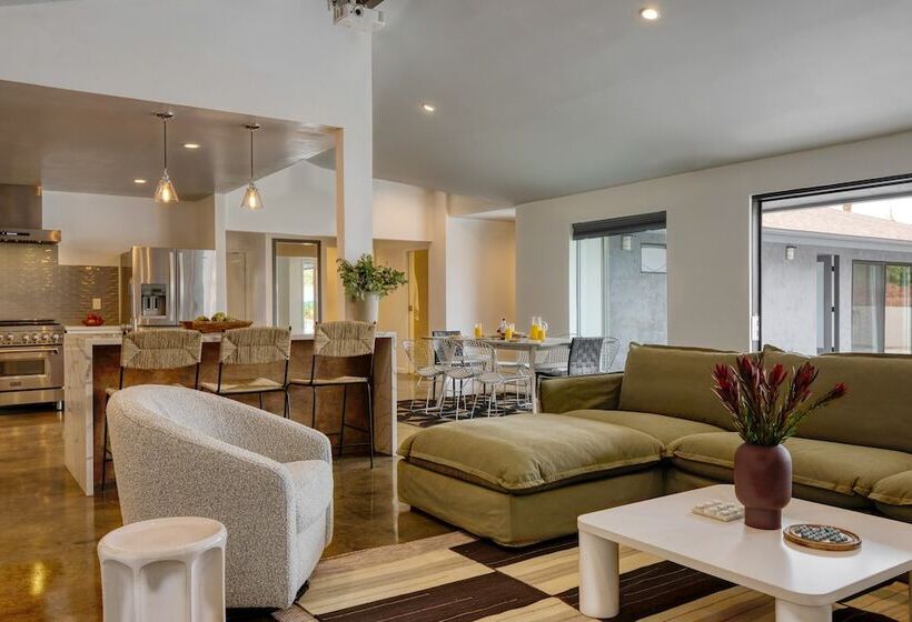 Quinta Green By Avantstay Modern Home W/ Pool, Spa & Golf Course!