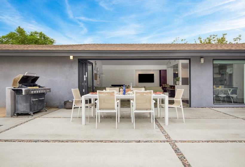 Quinta Green By Avantstay Modern Home W/ Pool, Spa & Golf Course!