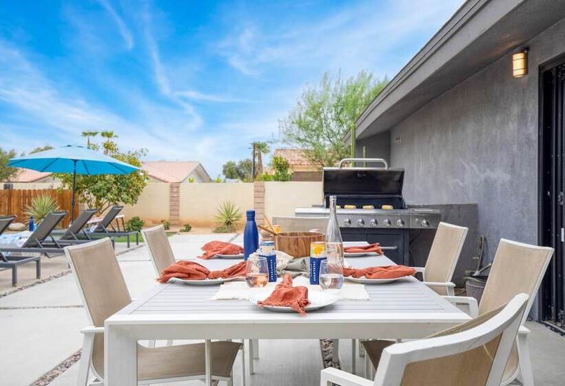 Quinta Green By Avantstay Modern Home W/ Pool, Spa & Golf Course!