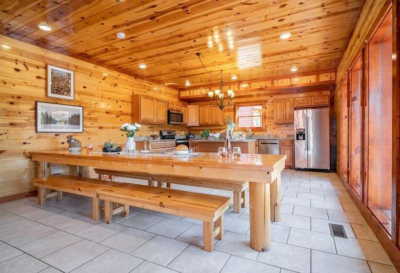 Ranger By Avantstay Huge Smokies Cabin W/ Pool