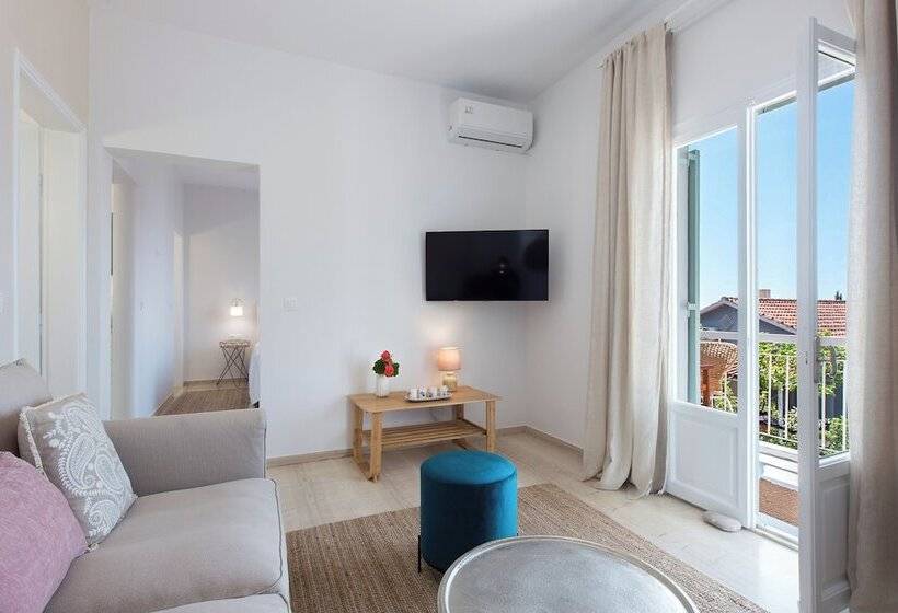 Reana Elegant Apartments By Konnect, Barbati