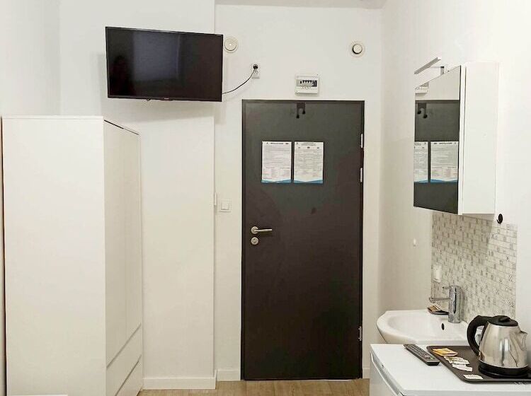 Rentumi Hostel Gryfino Noclegi Pokoje