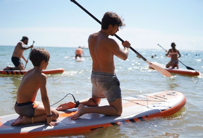 渡假胜地 Alfacs Village