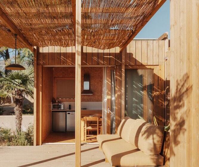 渡假胜地 Alfacs Village