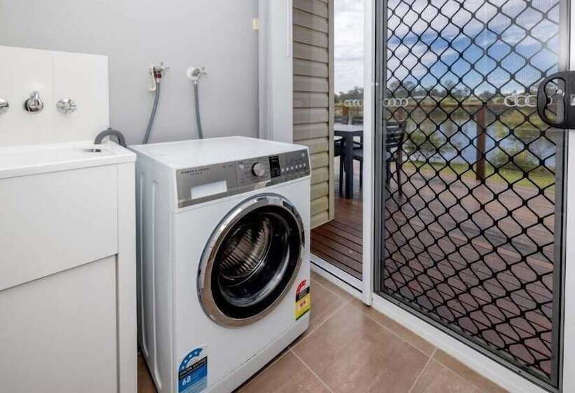 منتجع Big4 Big River Holiday Park