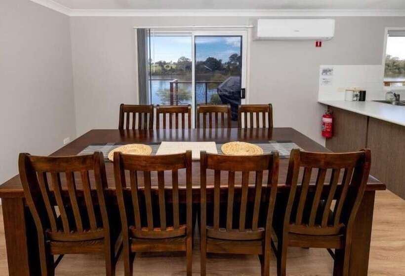 منتجع Big4 Big River Holiday Park