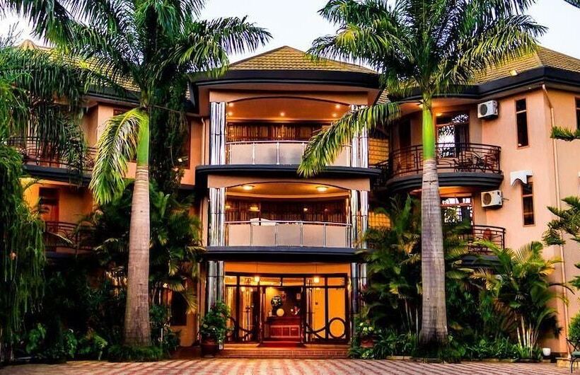 استراحتگاه Nejobugg Palace