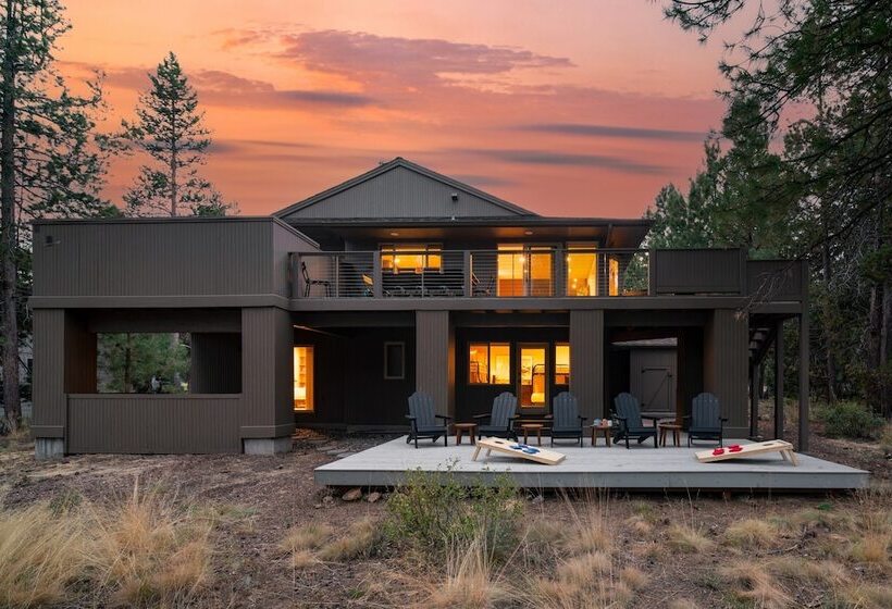 Sage Blush By Avantstay Upgraded 4 Bdr/chefs Kitchen/ A/c/hot Tub!