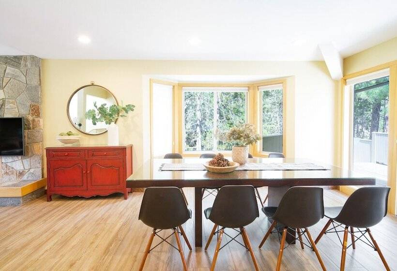 Sage Blush By Avantstay Upgraded 4 Bdr/chefs Kitchen/ A/c/hot Tub!