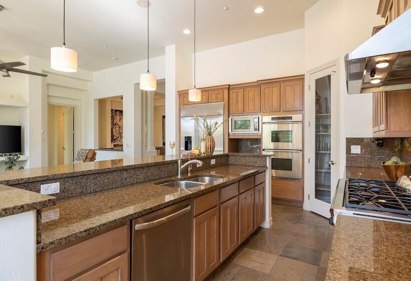 Sandflower By Avantstay Oasis W/ Pool + Golf!