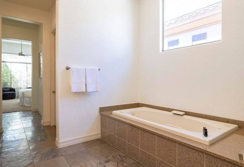 Sandflower By Avantstay Oasis W/ Pool + Golf!