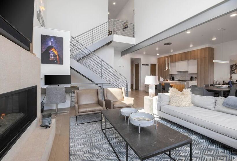 Slopewatch By Avantstay Ski In/out Luxe Retreat