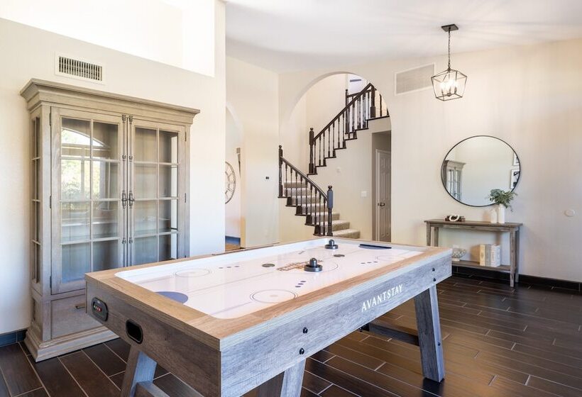 Spanish Wells By Avantstay Putting Green + Pool!