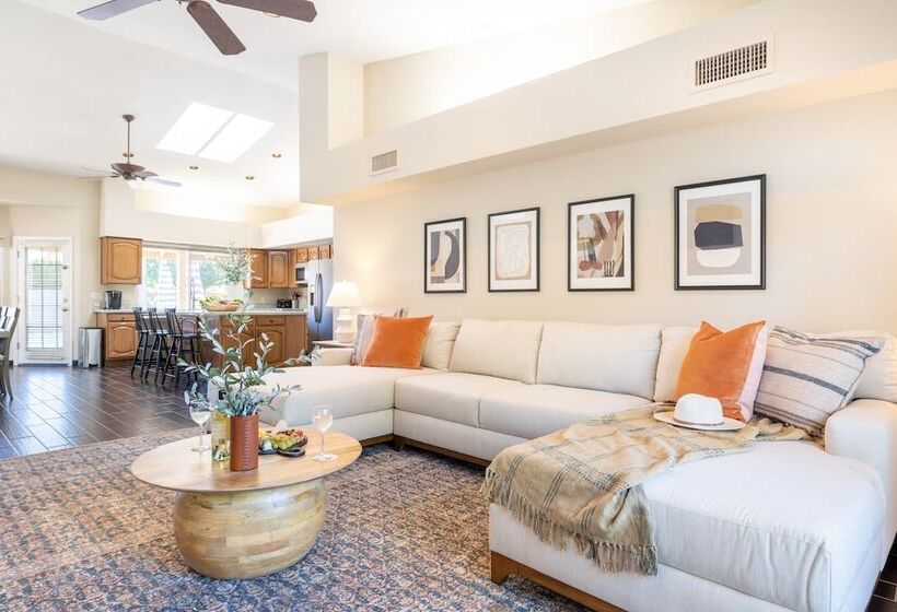 Spanish Wells By Avantstay Putting Green + Pool!