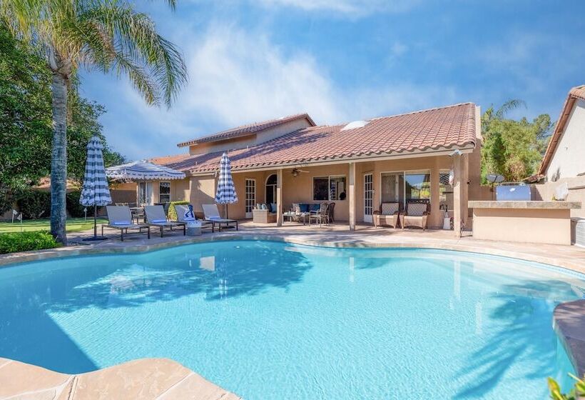 Spanish Wells By Avantstay Putting Green + Pool!