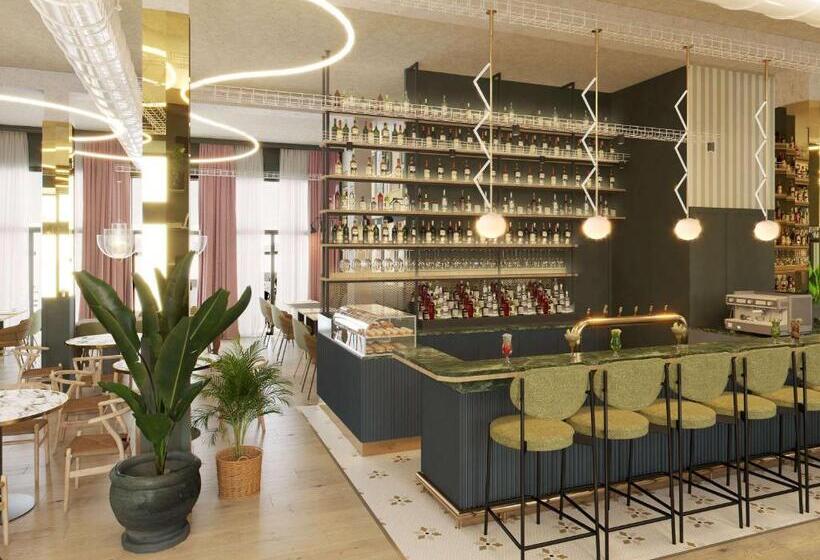 Square Lodge Hotel La Roche Sur Yon   Handwritten Collection