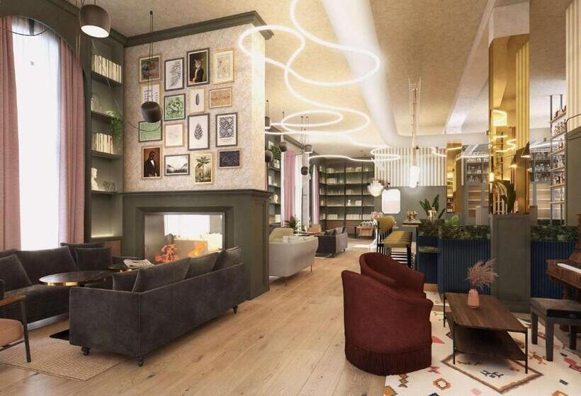 Square Lodge Hotel La Roche Sur Yon   Handwritten Collection