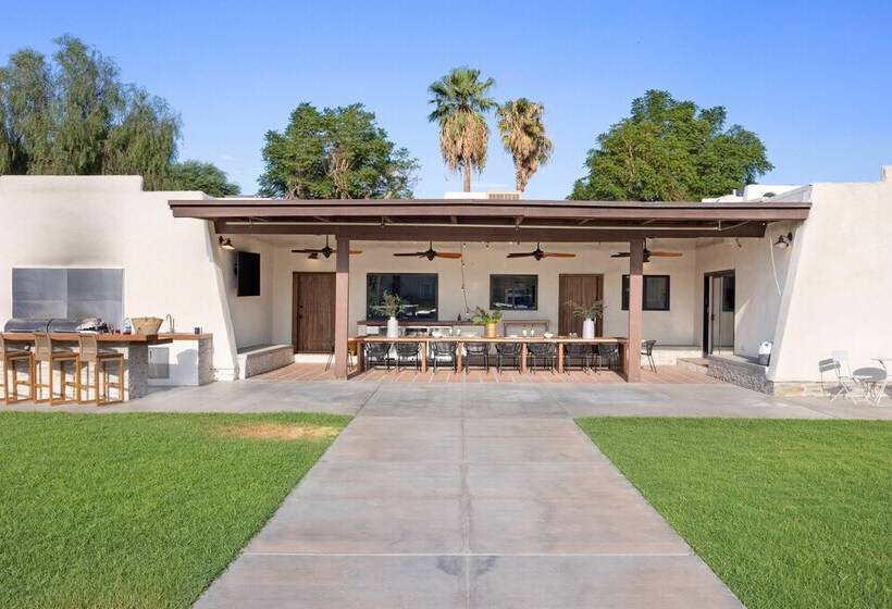 Starlight Estate By Avantstay 20 People! Architectual Mansion W/ Pool, Tennis Court, Game Room