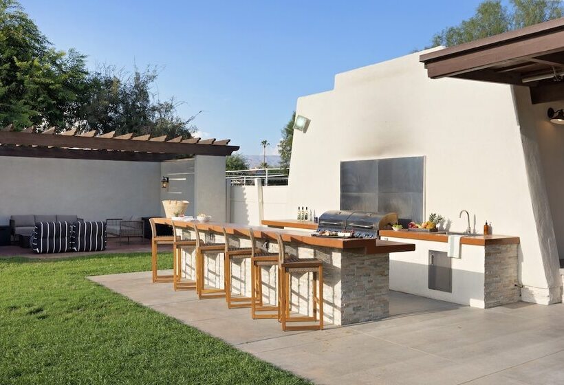 Starlight Estate By Avantstay 20 People! Architectual Mansion W/ Pool, Tennis Court, Game Room