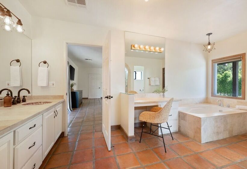 Starlight Estate By Avantstay 20 People! Architectual Mansion W/ Pool, Tennis Court, Game Room