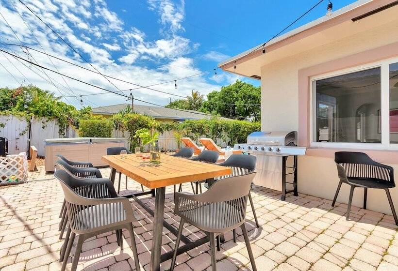 Summerfin By Avantstay Sunny Retreat Minutes From The Shore!