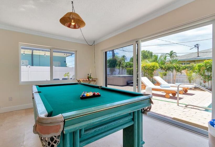 Summerfin By Avantstay Sunny Retreat Minutes From The Shore!