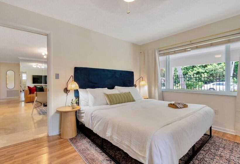 Summerfin By Avantstay Sunny Retreat Minutes From The Shore!