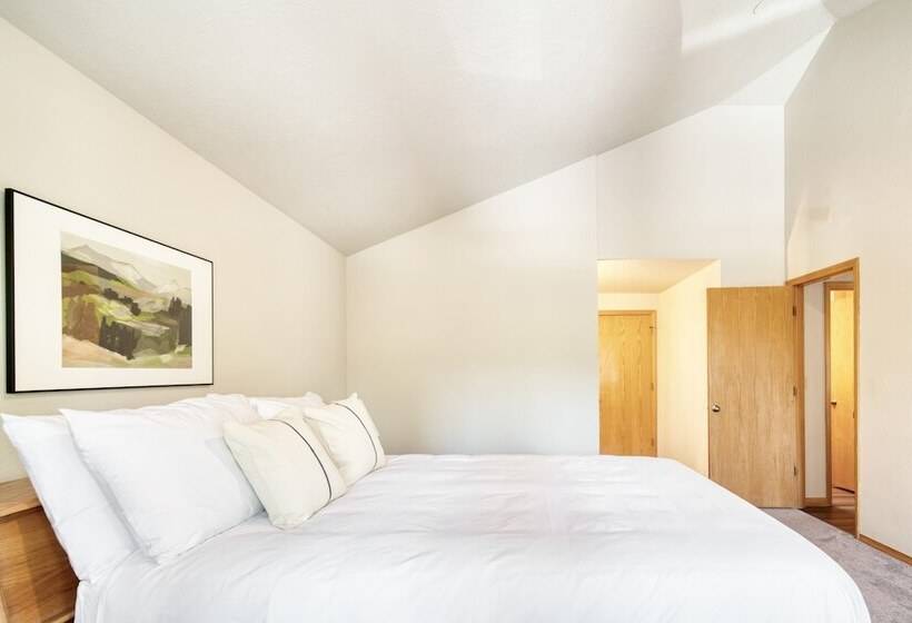 Tanner By Avantstay Modern Cascades Escape