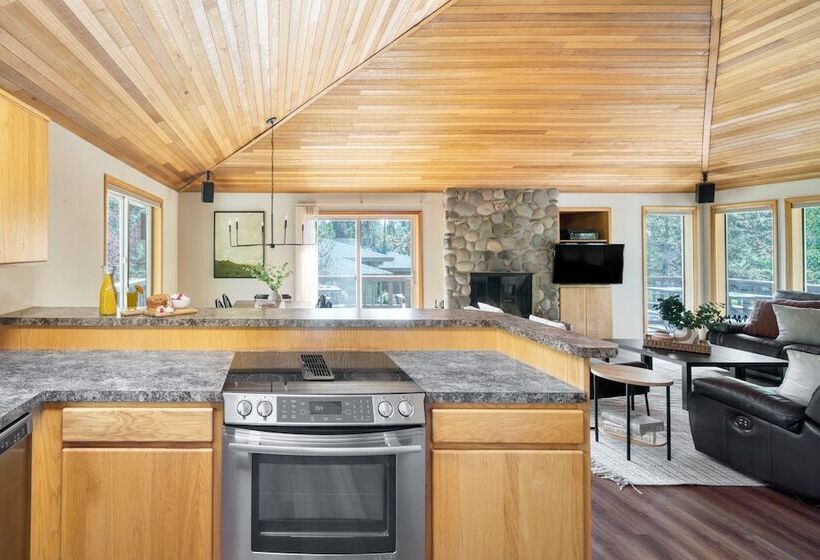 Tanner By Avantstay Modern Cascades Escape